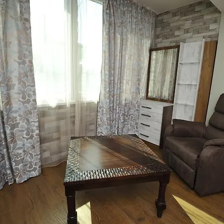 Poshta 1 3 Apartment Warna